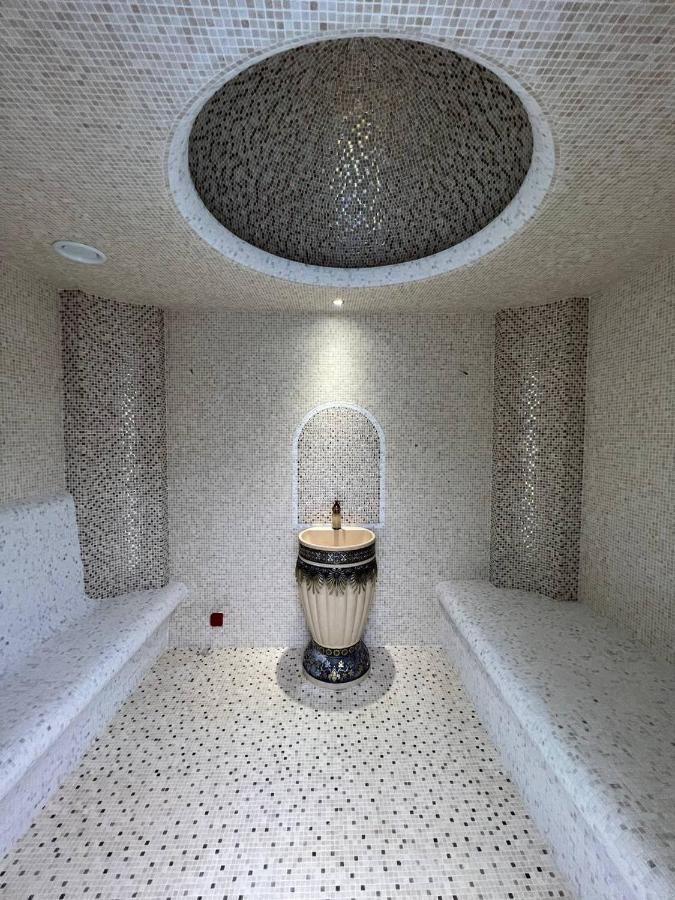 Golden Samarkand Hotel Exterior photo